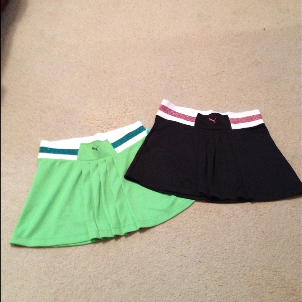 🎉HP🎉New Set of 2 Puma Skirts Size Medium Green & Black